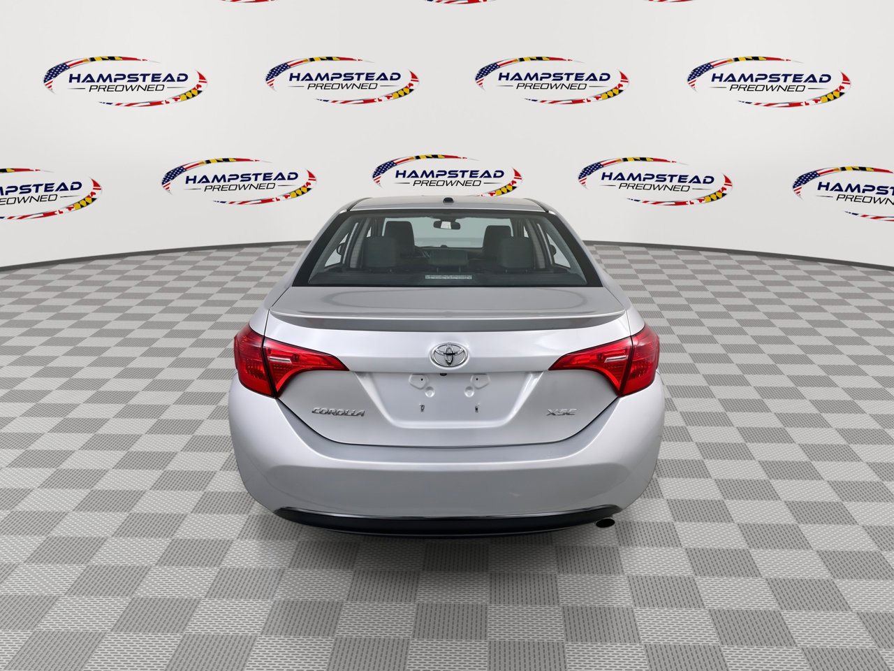 Used 2017 Toyota Corolla XSE image 7