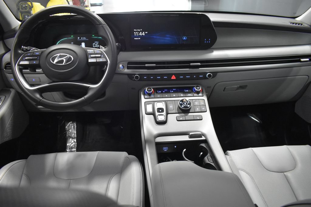 Used 2025 Hyundai Palisade SEL AWD/4WD image 13