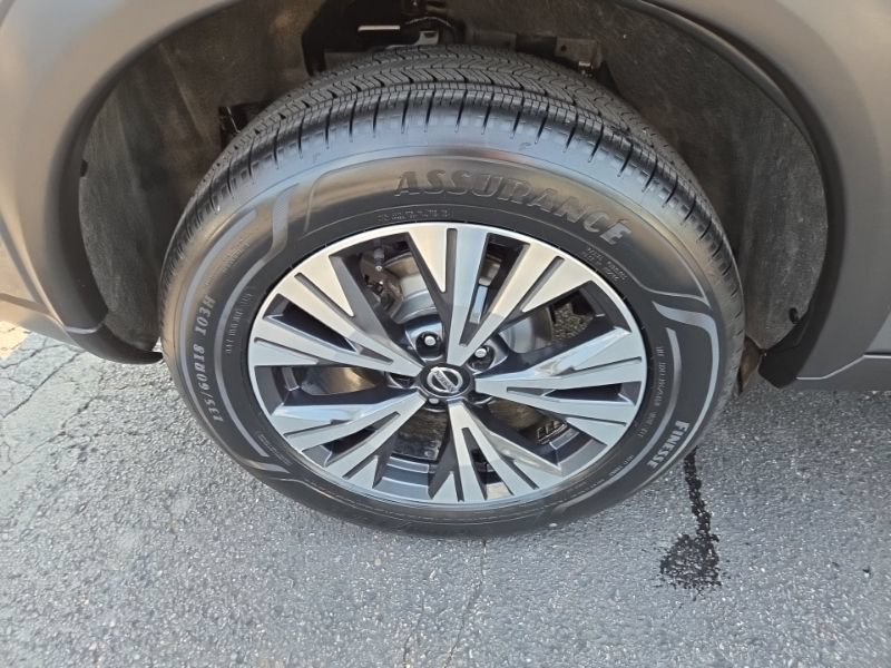 Used 2021 Nissan Rogue SV AWD/4WD image 9