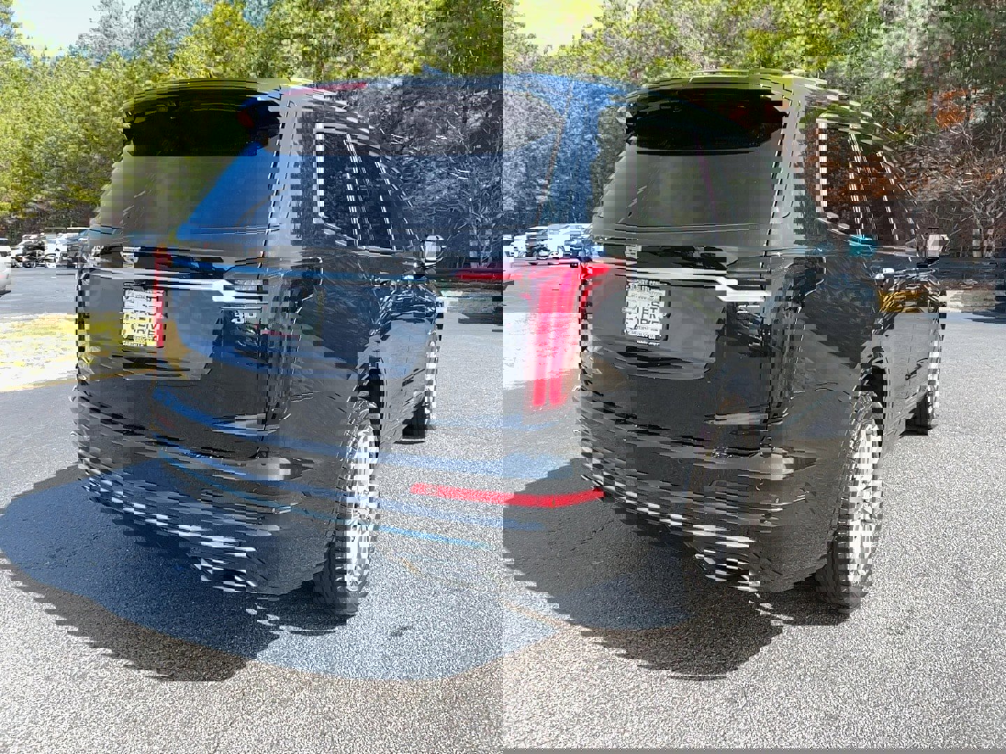 Used 2024 Cadillac XT6 Premium Luxury w/ Technology Package image 6