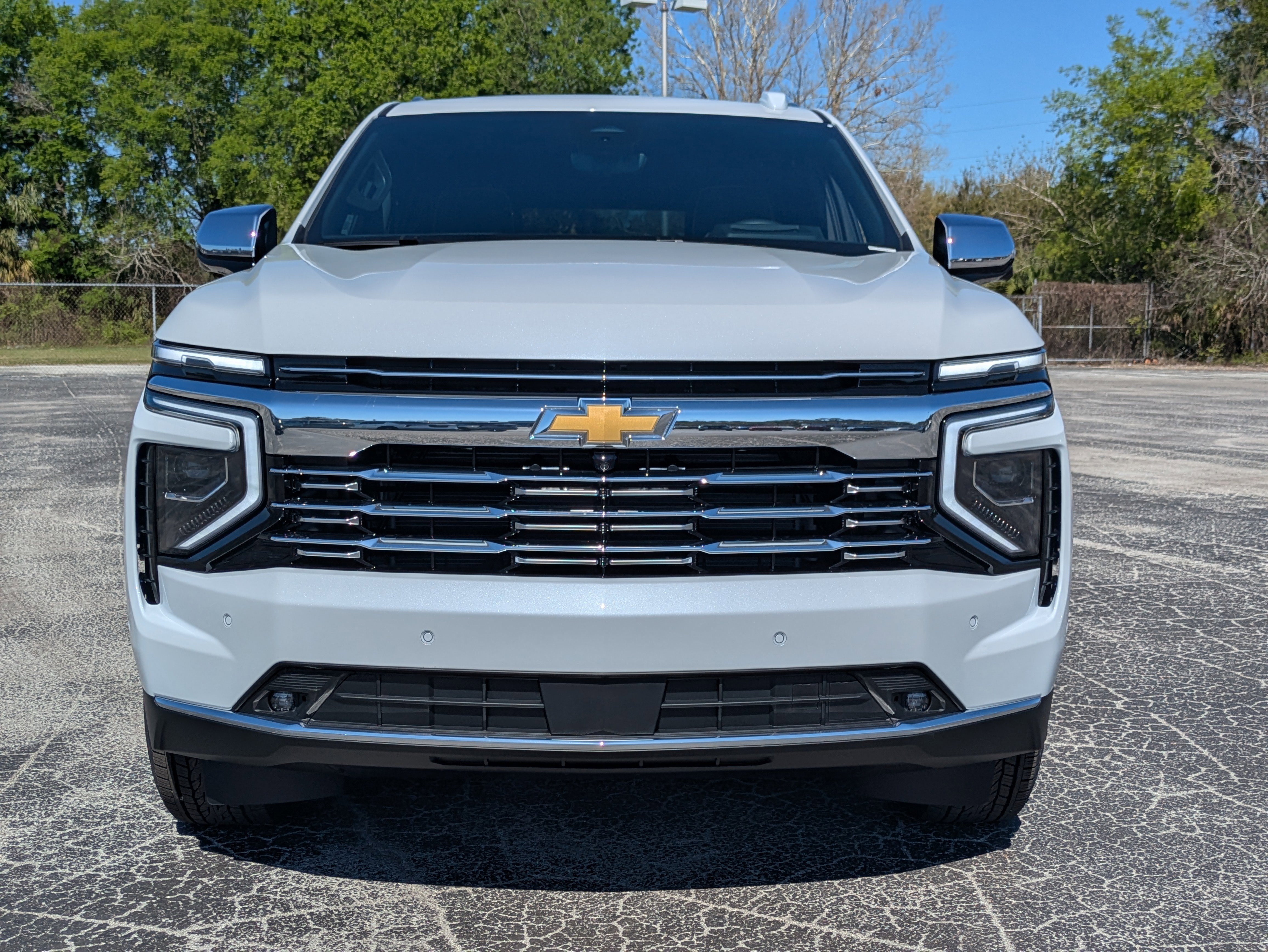 New 2026 Chevrolet Suburban Premier RWD image 9