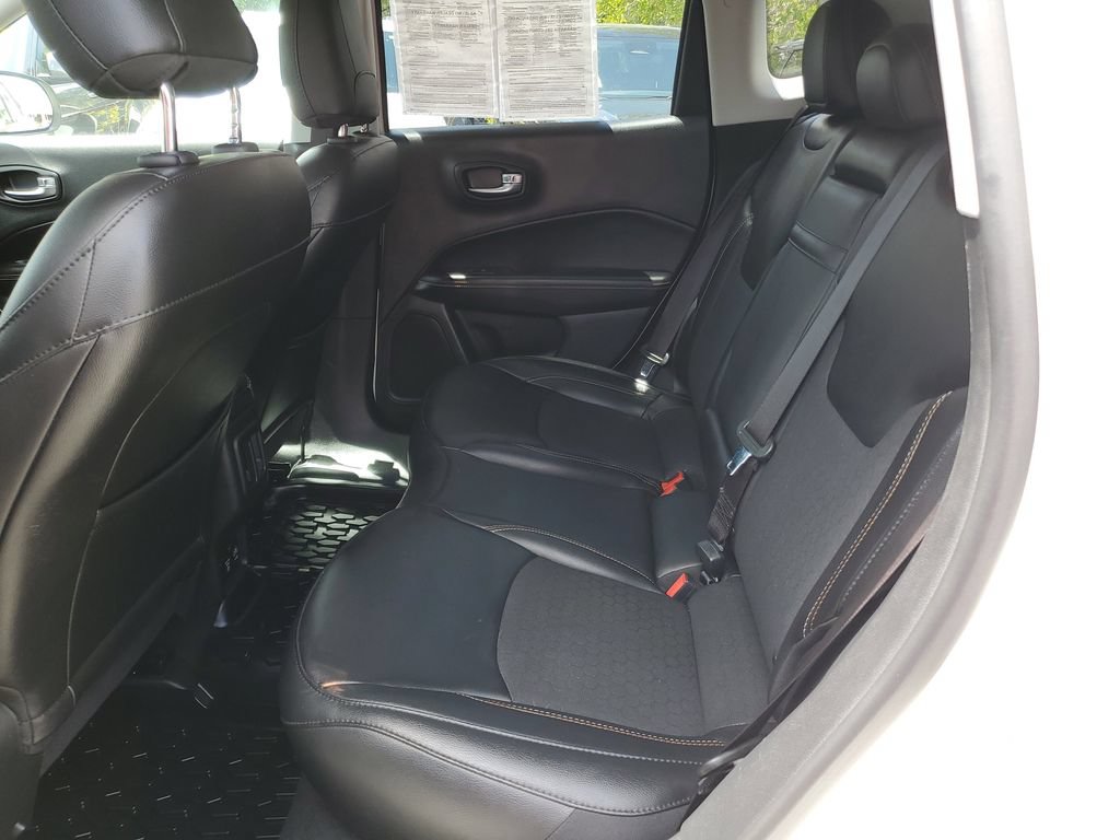 Used 2019 Jeep Compass Latitude AWD/4WD image 10