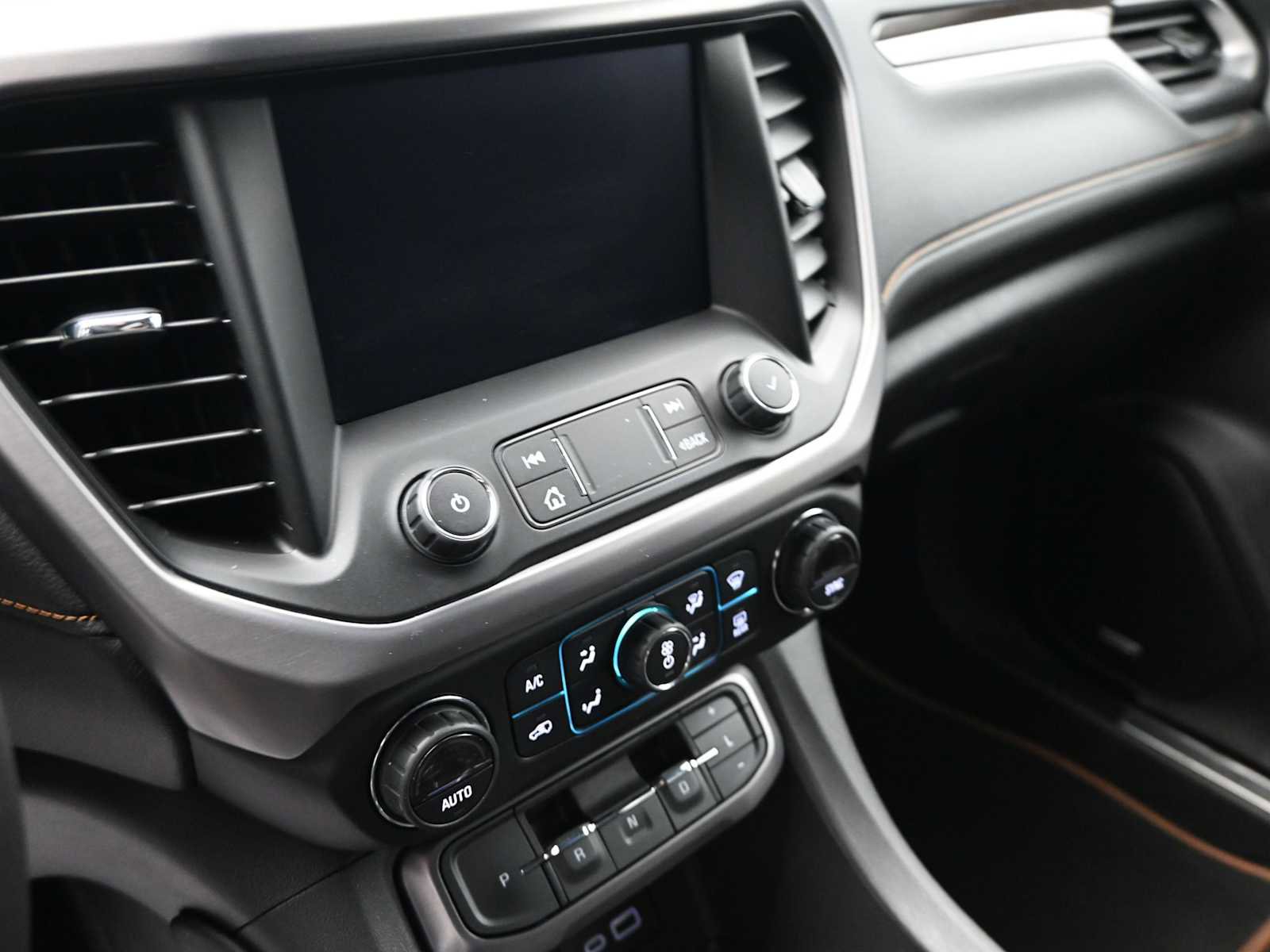 Used 2021 GMC Acadia AT4 image 14