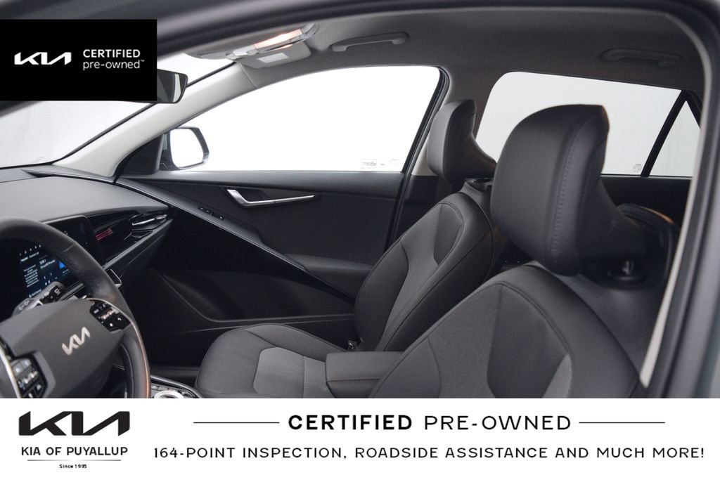 Certified 2024 Kia Niro Wind w/ Wind Preserve Package FWD image 11