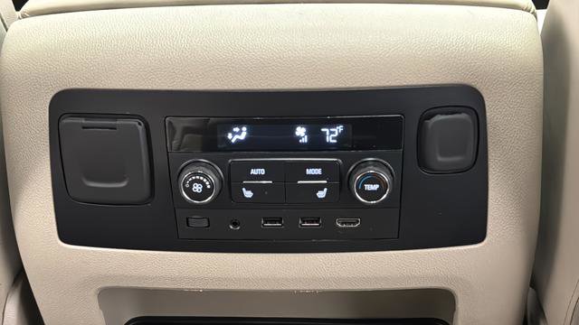 Used 2019 GMC Yukon Denali w/ Denali Ultimate Package image 38