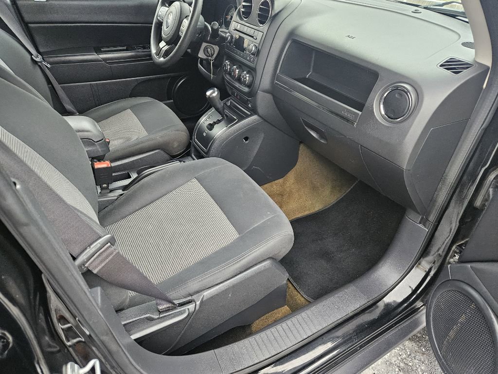 Used 2016 Jeep Patriot Sport w/ Power Value Group image 14