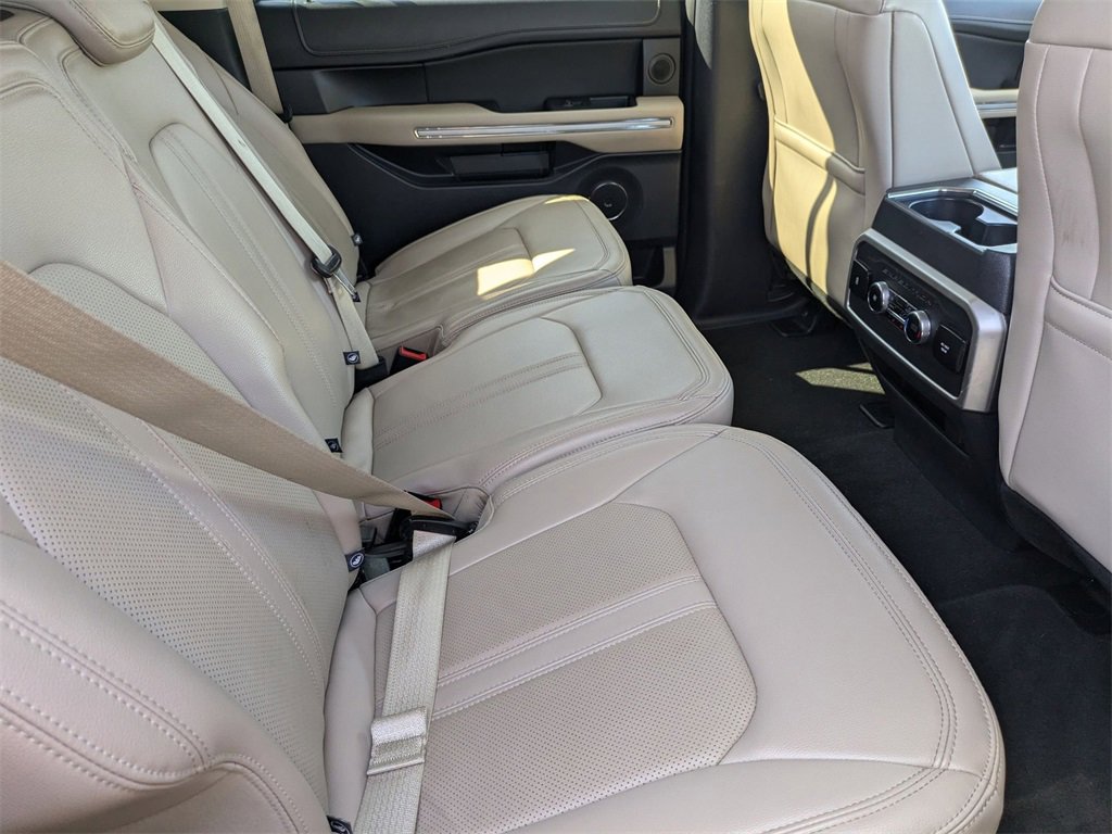 Used 2024 Ford Expedition Max Limited image 31