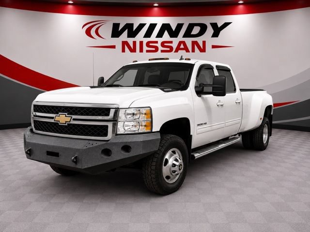 Used 2011 Chevrolet Silverado 3500 LTZ w/ LTZ Plus Package AWD/4WD image 3