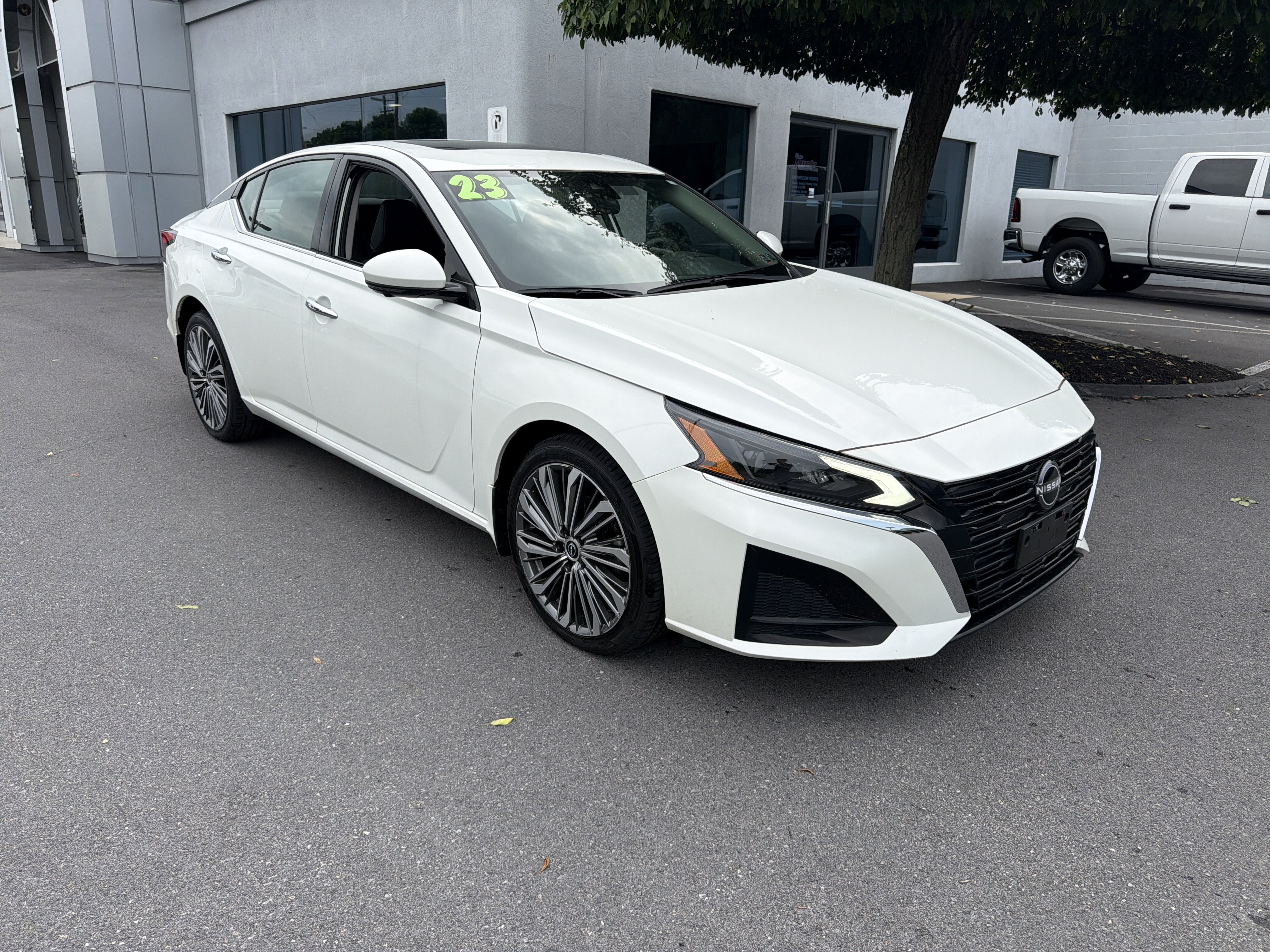 Used 2023 Nissan Altima 2.5 SL