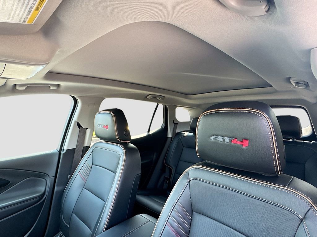 Used 2023 GMC Terrain AT4 w/ Infotainment Package II image 9