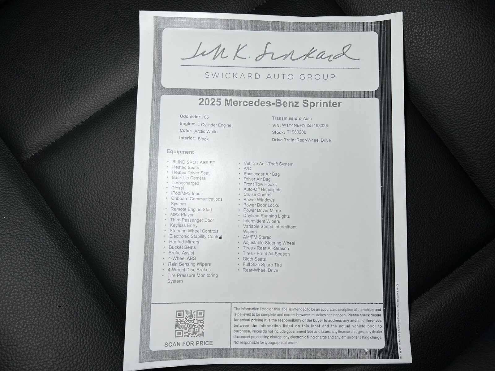 Used 2025 Mercedes-Benz Sprinter 2500 image 34