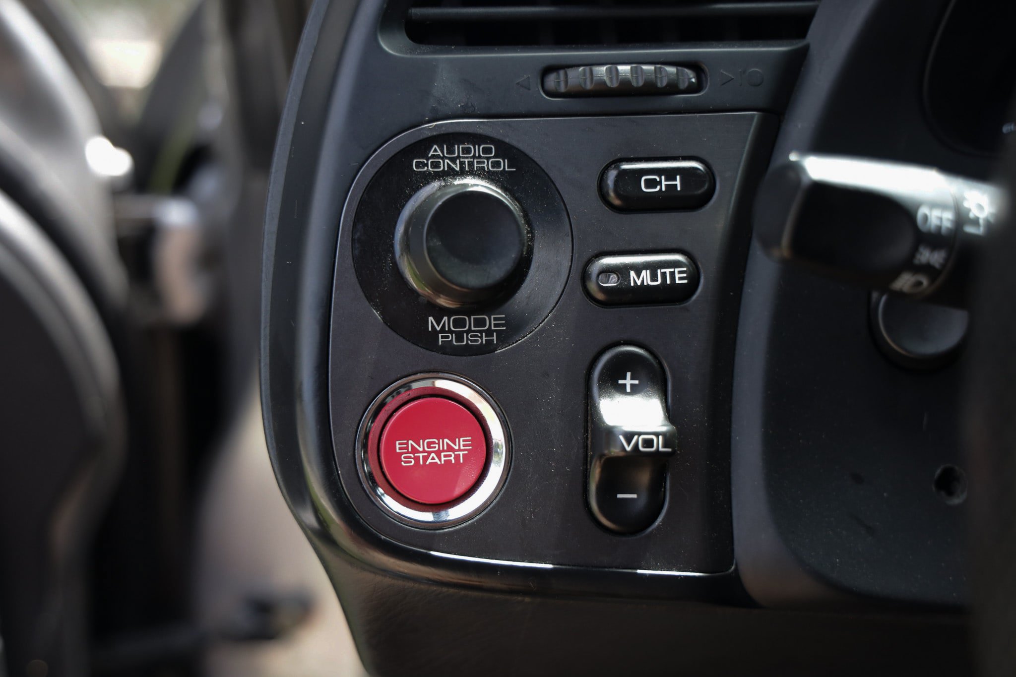 Used 2005 Honda S2000 image 23