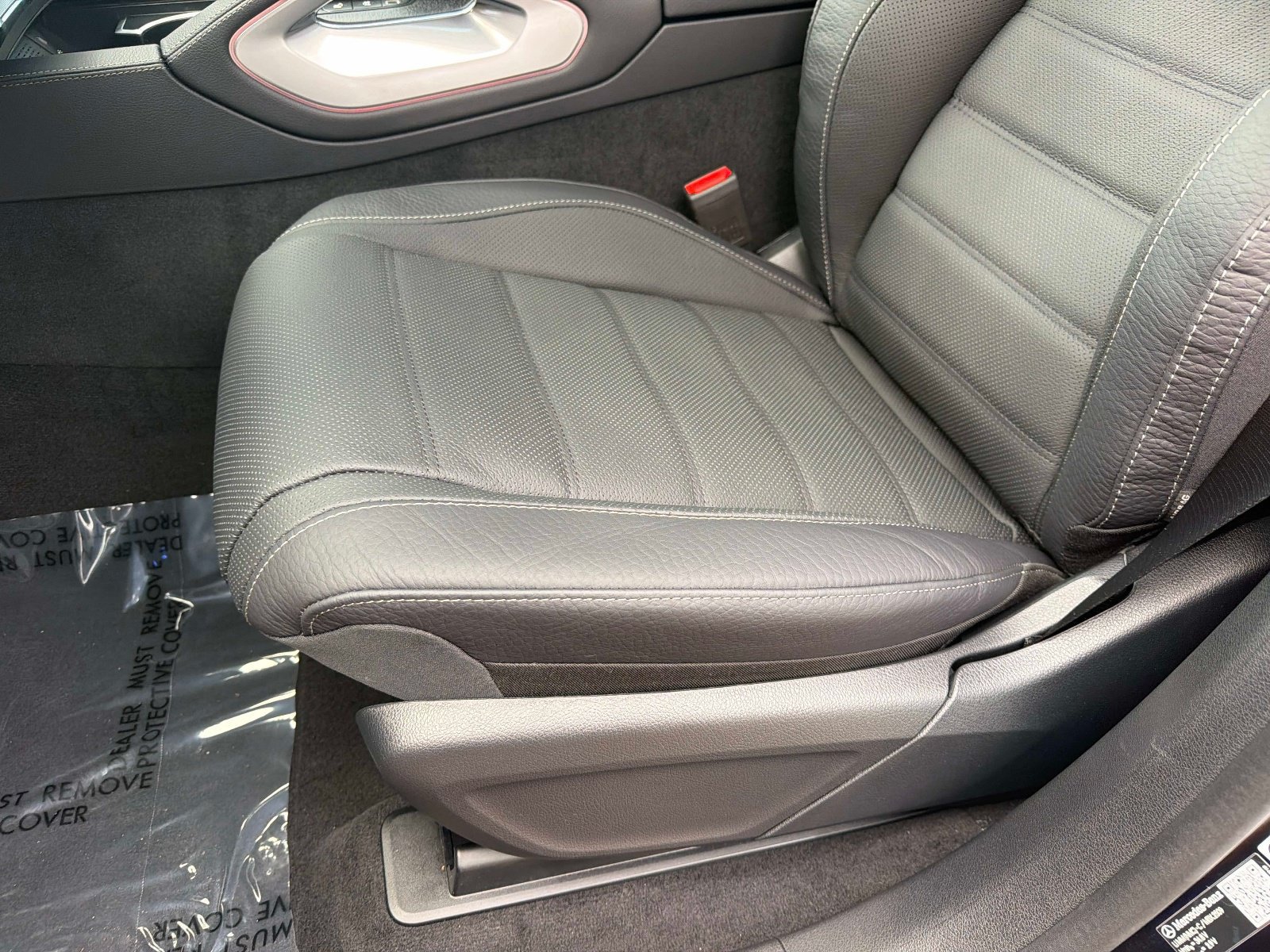 New 2026 Mercedes-Benz GLS 580 4MATIC image 19