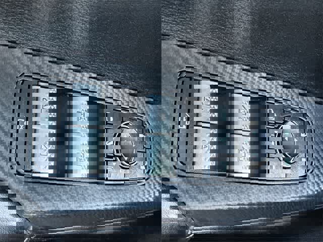 Used 2023 Mitsubishi Outlander SE image 38