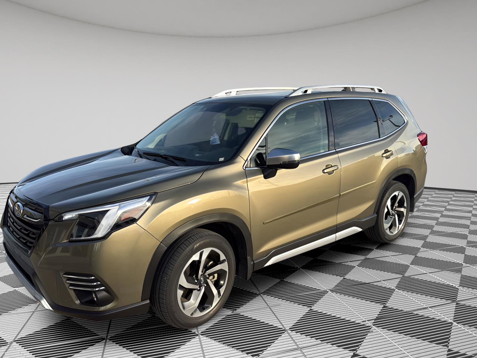 Certified 2024 Subaru Forester Touring w/ Pop Package 2 image 31