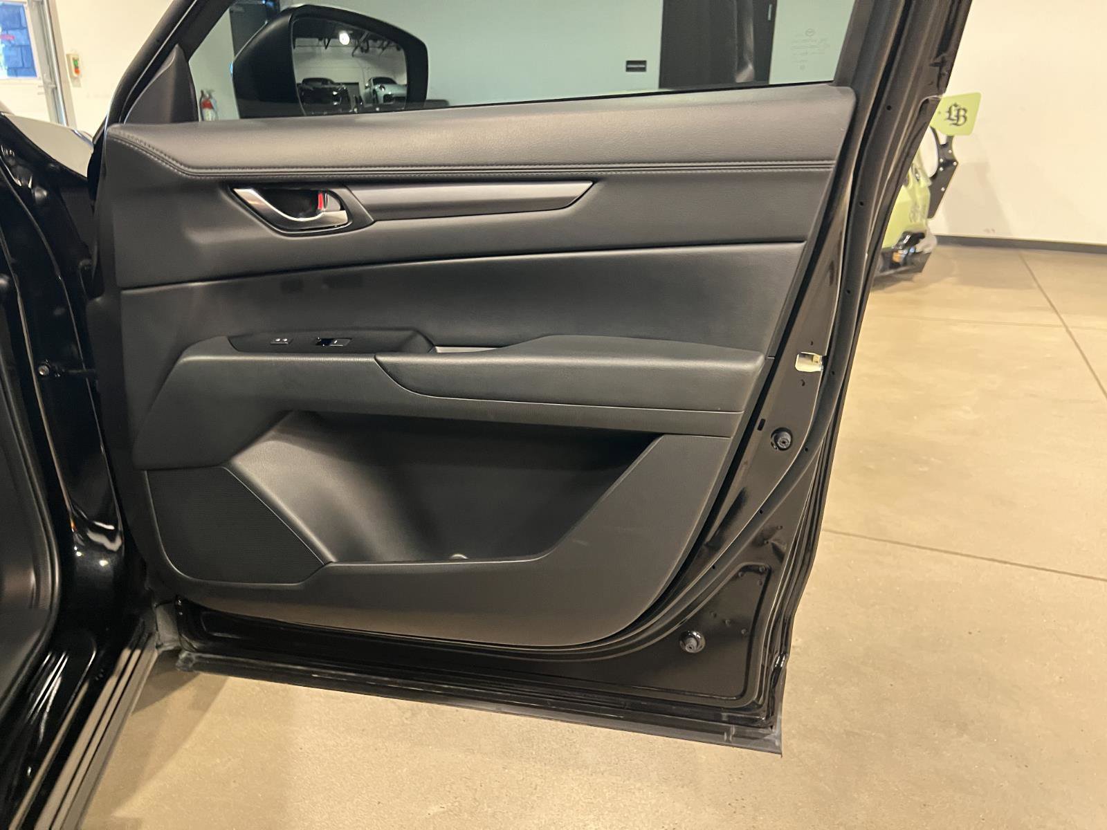 Used 2023 MAZDA CX-5 AWD 2.5 S w/ Select Package image 37