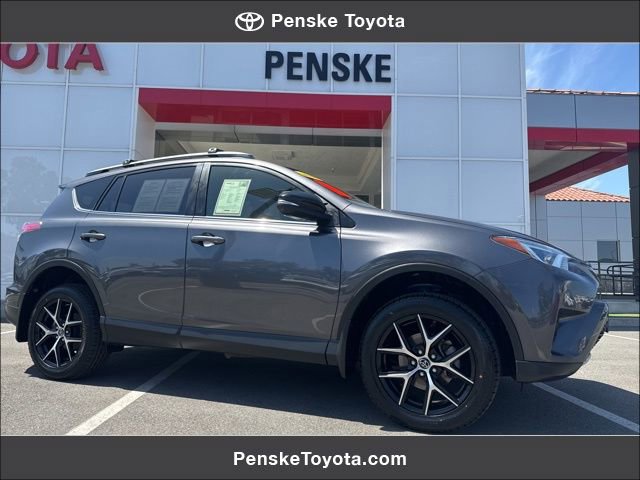 Used 2018 Toyota RAV4 SE w/ Power Extra Value Package FWD image 1