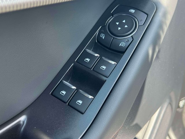Used 2026 Ford Explorer Active AWD/4WD image 22