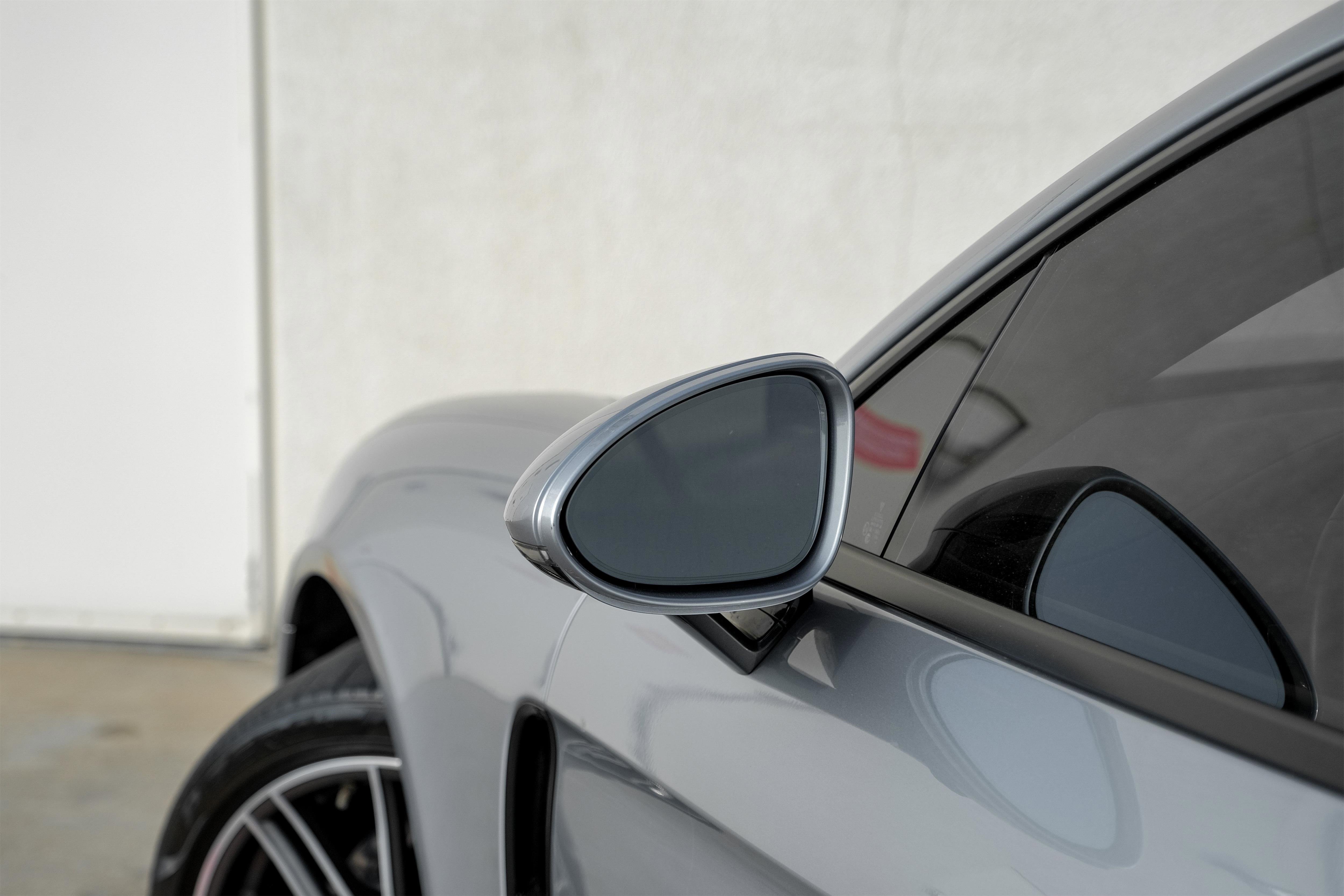 Used 2018 Porsche Panamera image 40