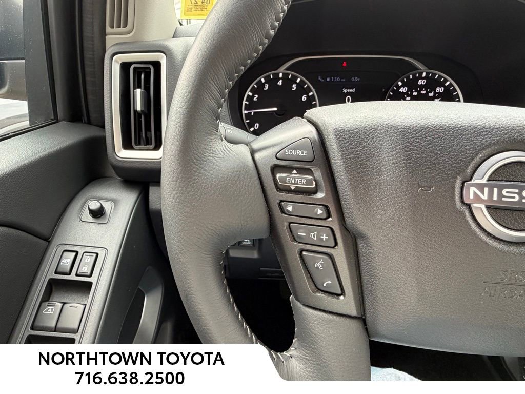 Used 2025 Nissan Frontier SV w/ SV Convenience Package image 22