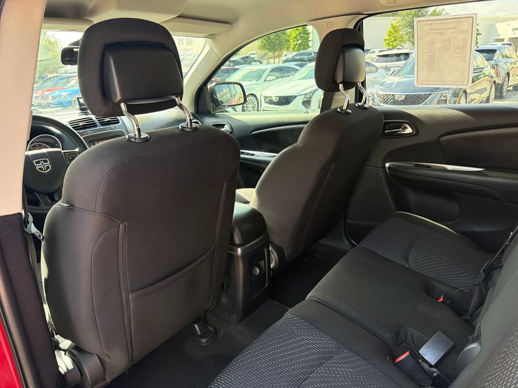 Used 2020 Dodge Journey SE FWD image 35