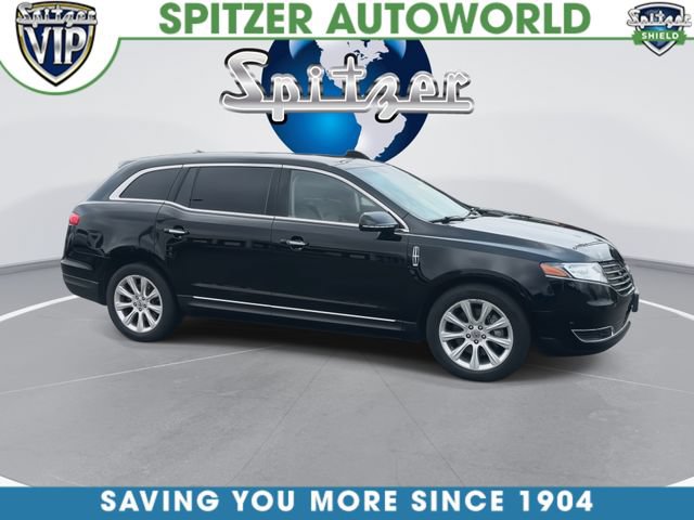 Used 2018 Lincoln MKT AWD w/ Driver Technology Package image 2