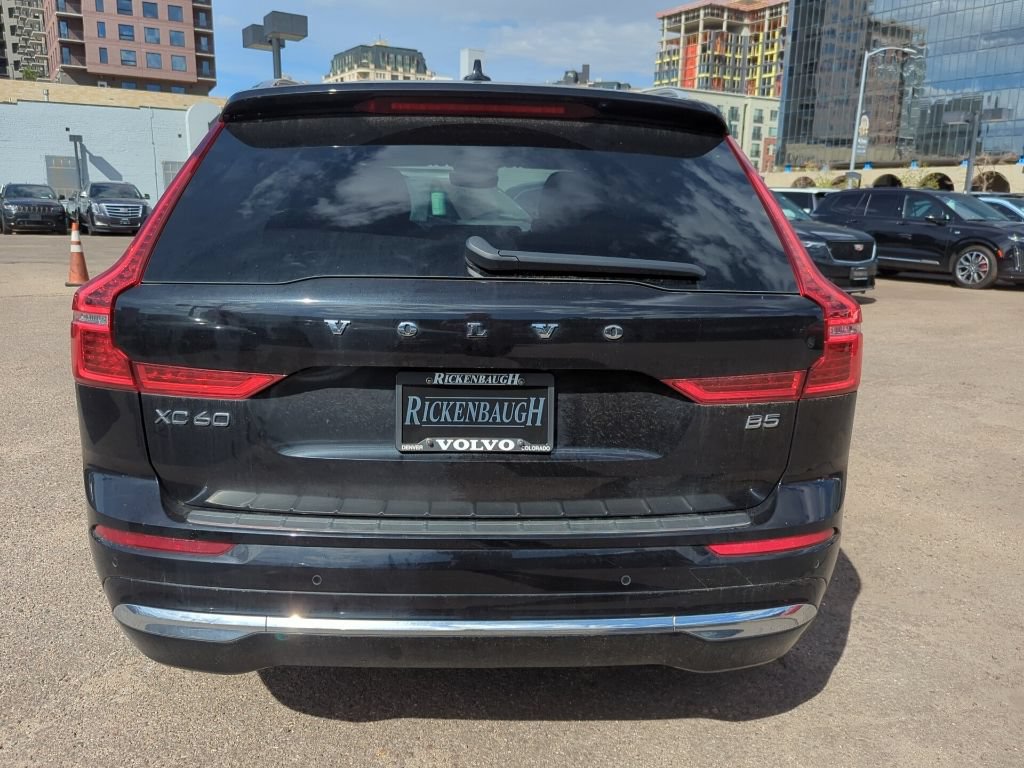 Used 2022 Volvo XC60 B5 Inscription w/ Climate Package FWD image 6