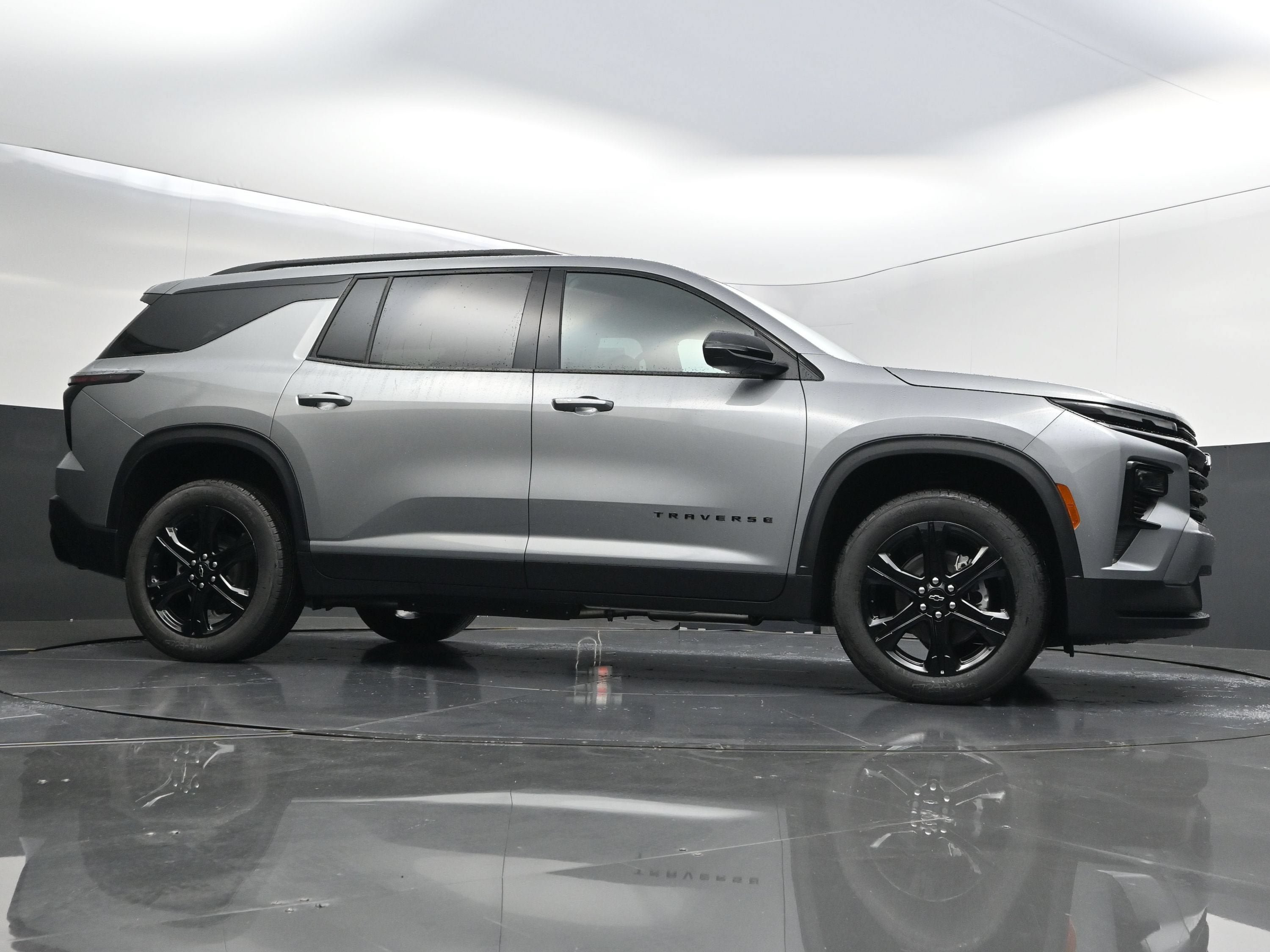 New 2027 Chevrolet Traverse LT w/ Midnight/Sport Edition AWD/4WD image 48