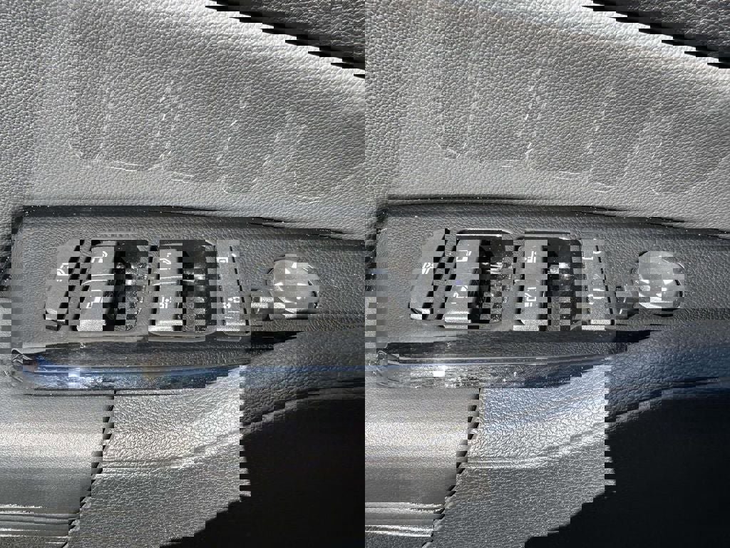 Certified 2025 Kia Sportage X-Line w/ Premium Package image 20