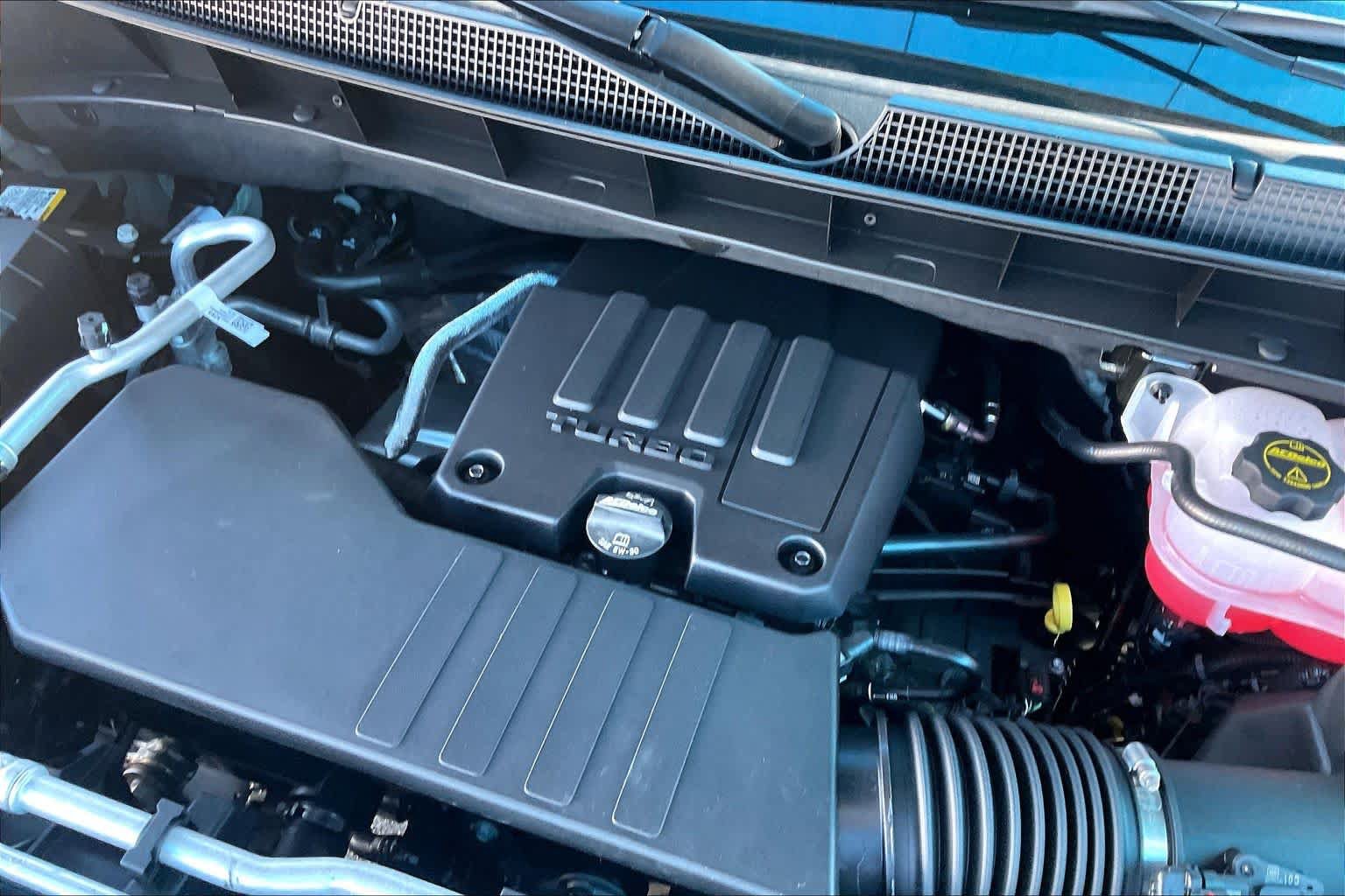 New 2026 Chevrolet Silverado 1500 Custom w/ Turbomax Blackout Package AWD/4WD image 17
