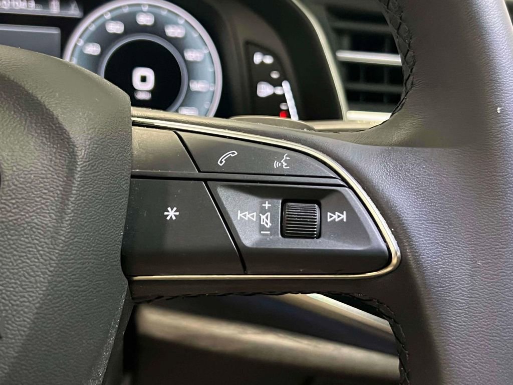 Used 2022 Audi Q7 3.0T Premium image 24