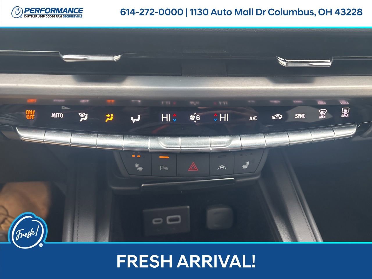 Used 2024 Cadillac XT4 Premium Luxury image 24