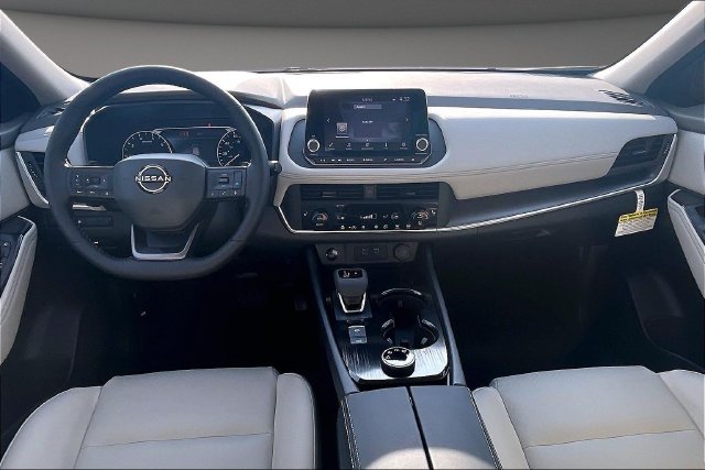 New 2026 Nissan Rogue Dark Armor AWD/4WD image 5