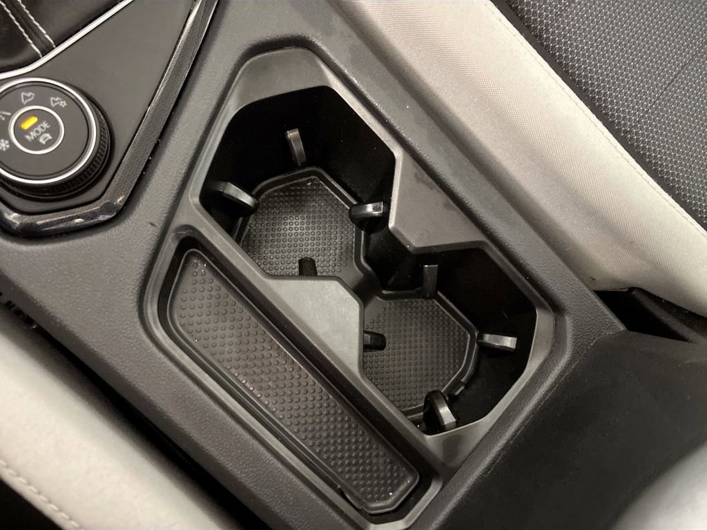 Certified 2025 Volkswagen Taos S AWD/4WD image 15