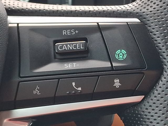 Used 2024 Mitsubishi Outlander SEL AWD/4WD image 26