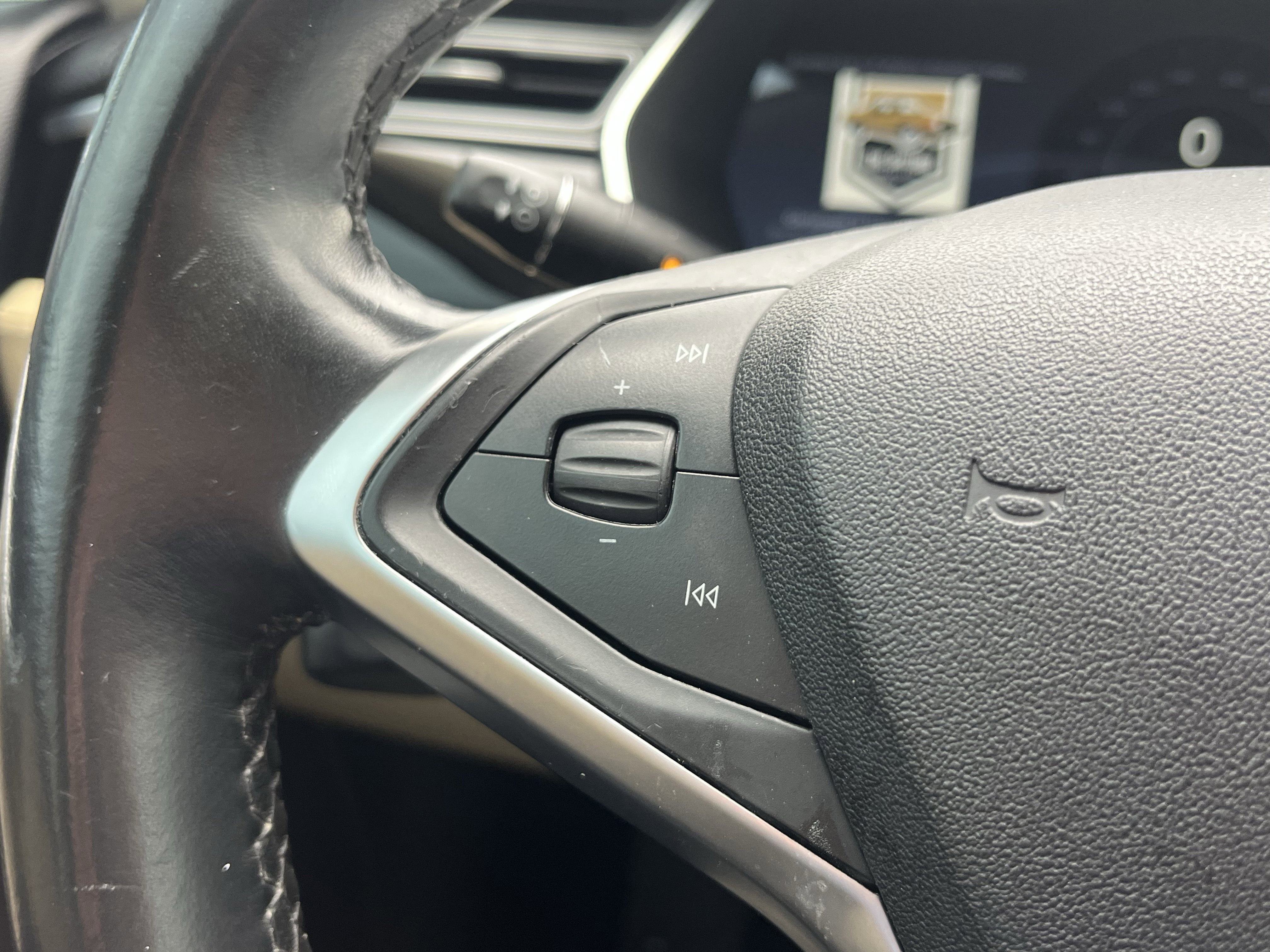 Used 2014 Tesla Model S 60 image 16