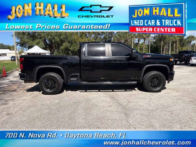 Used 2022 Chevrolet Silverado 2500 LTZ w/ LTZ Plus Package AWD/4WD image 11