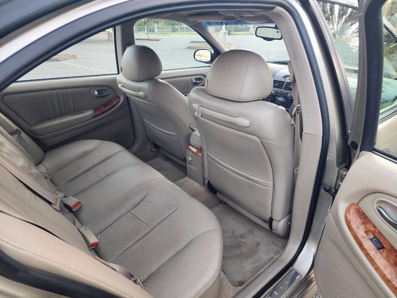 Used 2004 INFINITI I35 Base 4dr Sedan FWD image 21