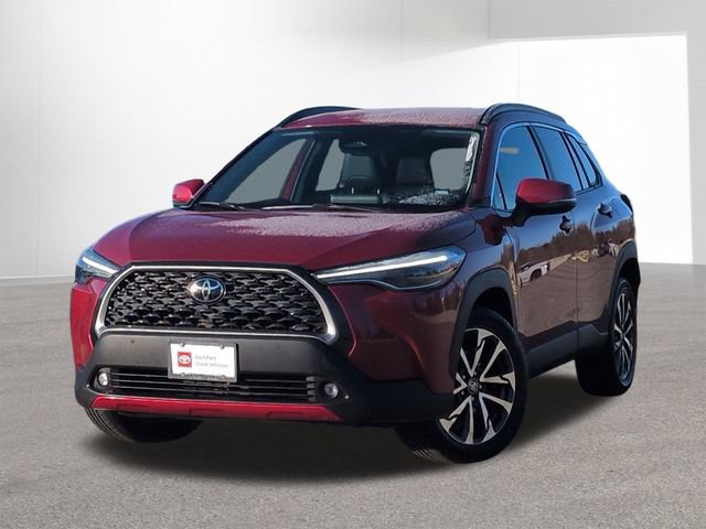 Certified 2023 Toyota Corolla Cross XLE image 1