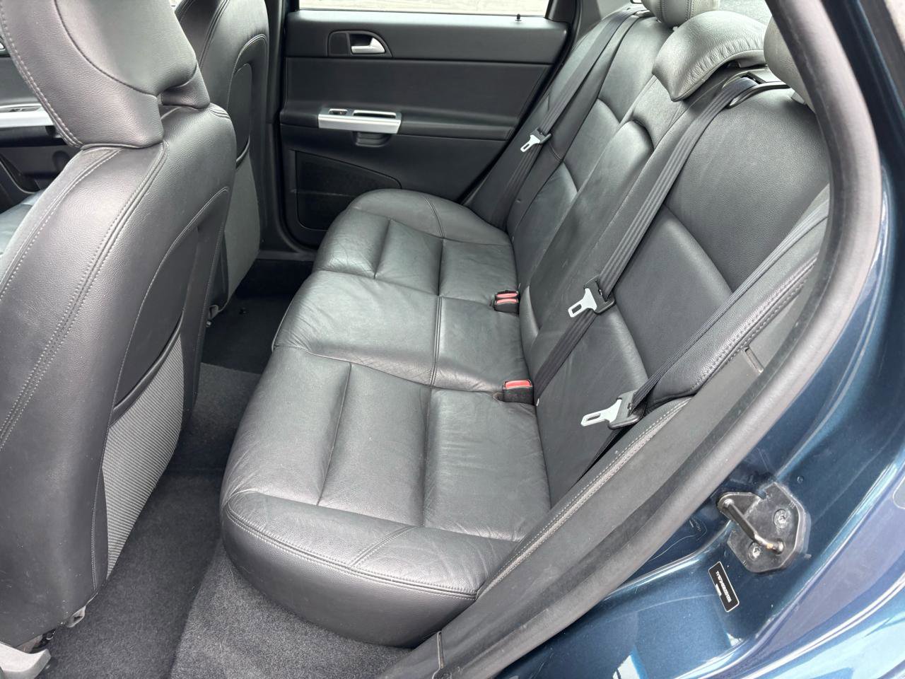 Used 2011 Volvo S40 T5 w/ Preferred Pkg FWD image 11