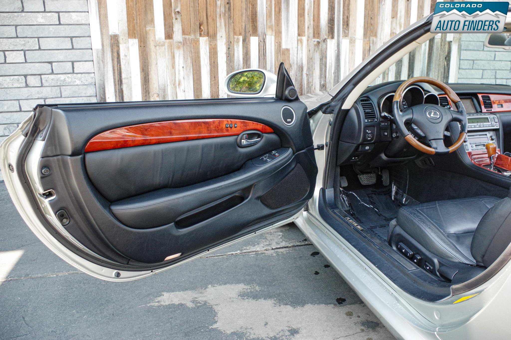 Used 2002 Lexus SC 430 Convertible RWD image 17