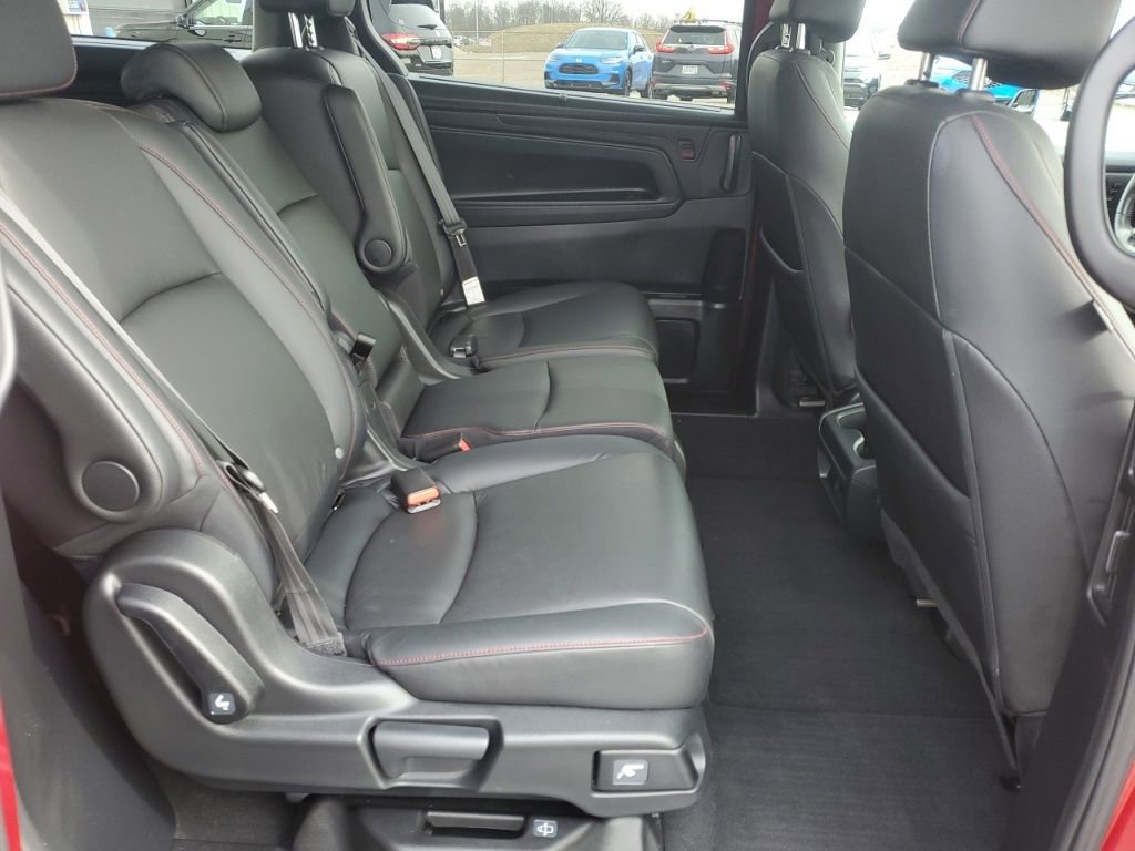 Certified 2023 Honda Odyssey Sport image 30