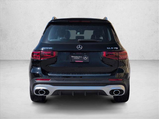 New 2025 Mercedes-Benz GLB 35 AMG 4MATIC image 8