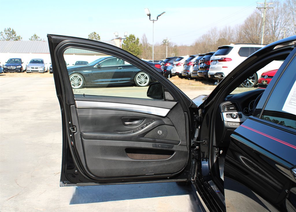 Used 2016 BMW 550i Sedan RWD image 26