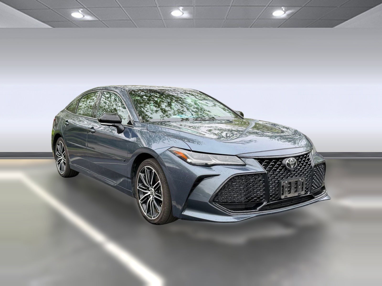 Used 2022 Toyota Avalon Touring w/ Advanced Safety Package FWD image 5