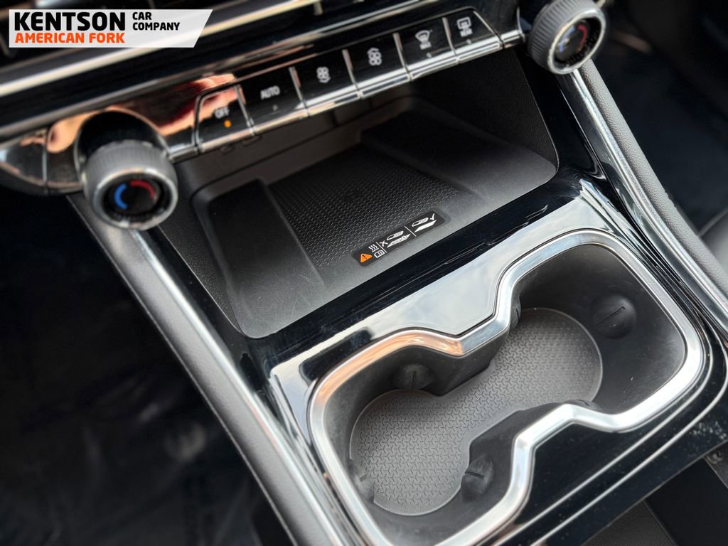 Used 2025 Chevrolet Traverse RS w/ LPO, Floor Liner Package image 28