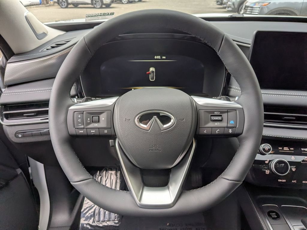 New 2026 INFINITI QX60 Luxe image 15