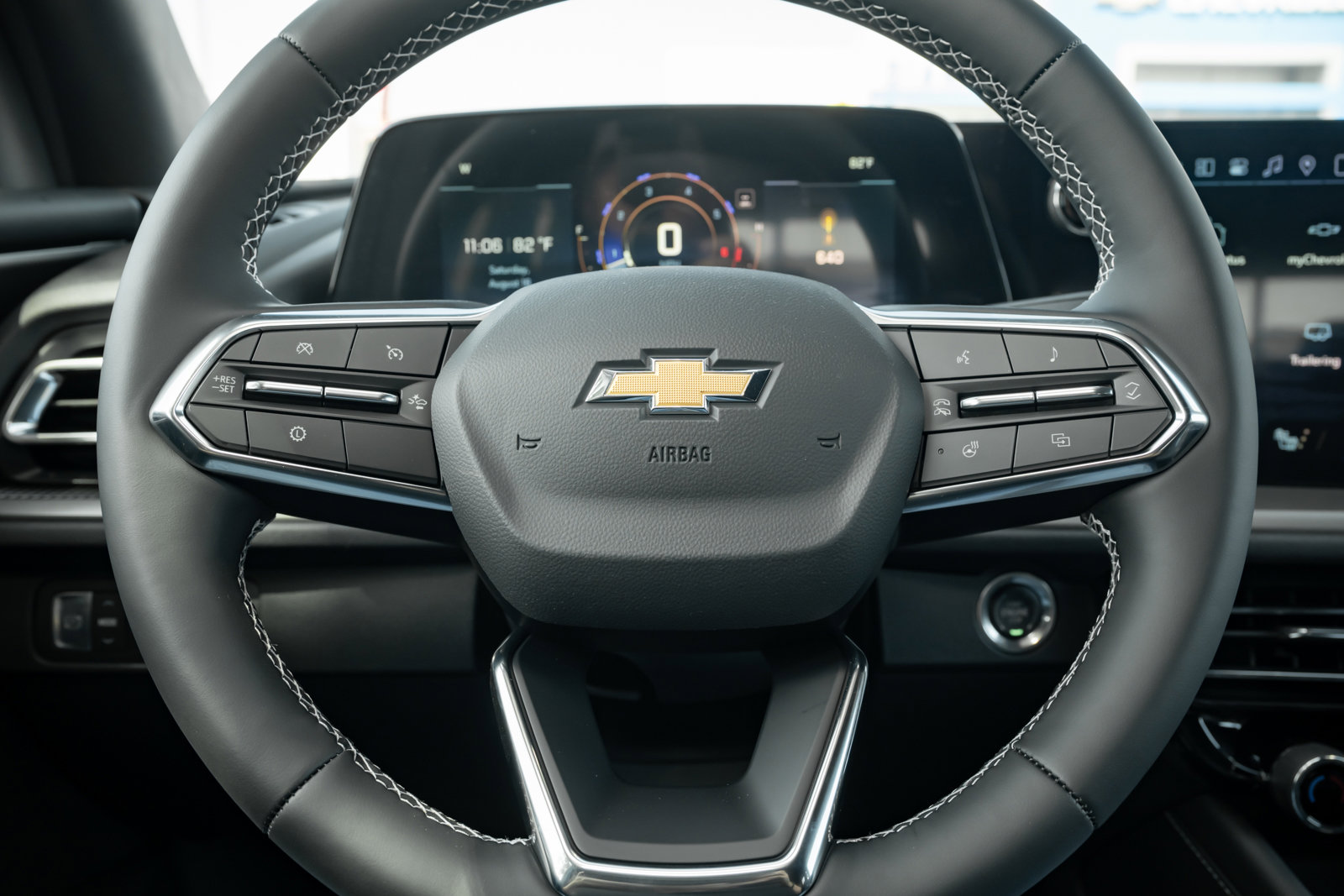 New 2026 Chevrolet Traverse LT w/ Driver Confidence Package image 18