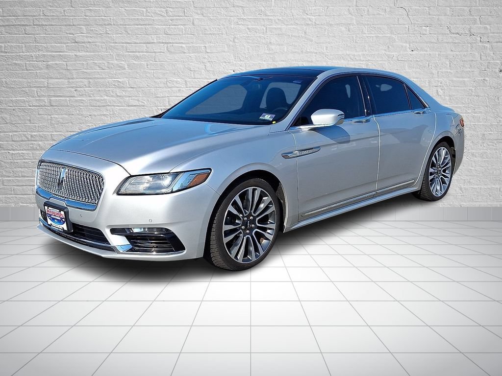 Used 2017 Lincoln Continental Reserve AWD/4WD image 1