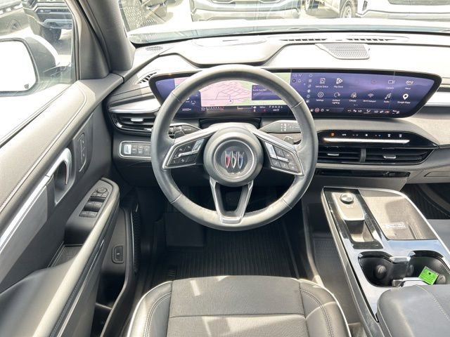 Used 2025 Buick Enclave Preferred w/ LPO, Floor Liner Package AWD/4WD image 23